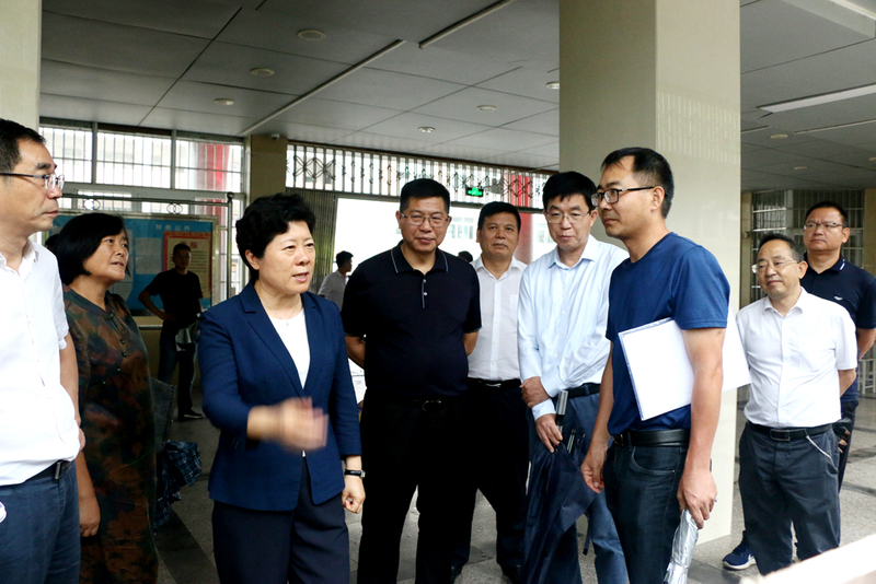 副省长吴桂英调研我校.jpg