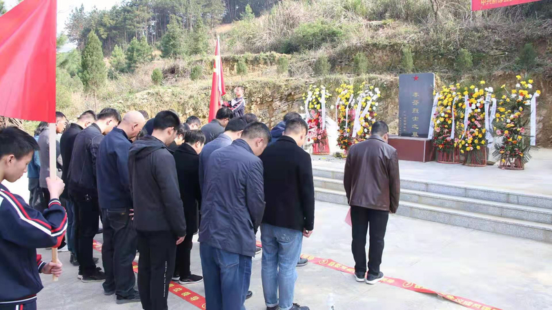 20210325缅怀革命烈士活动 (1).jpg