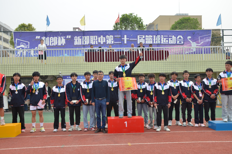 d2bcaeb5d928de374198cdb06cdf366.jpg